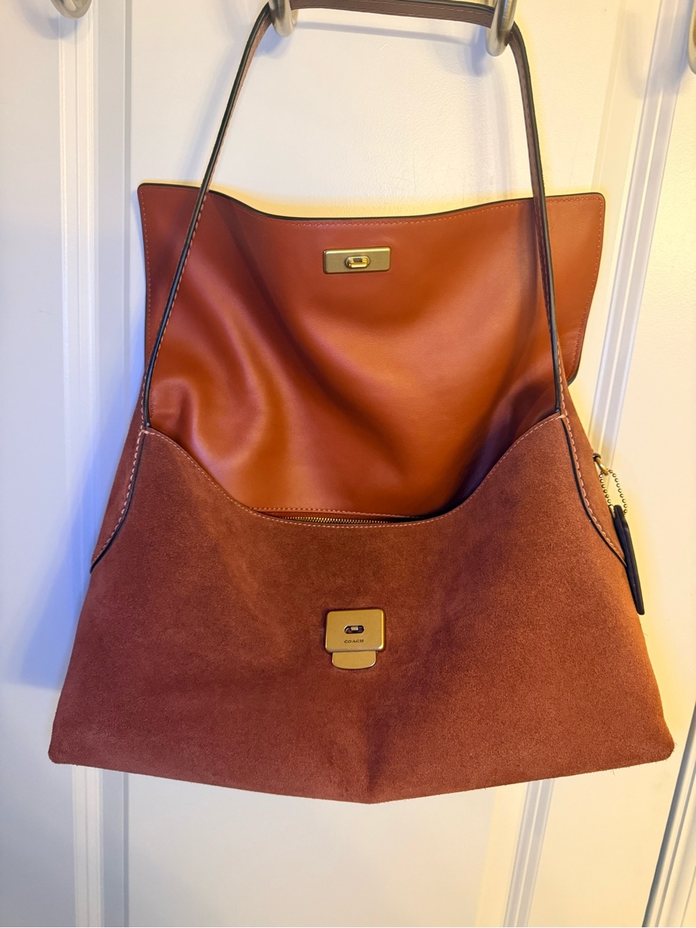 Coach Chelsea Shoulder Bag 36 - Picture 10 of 16